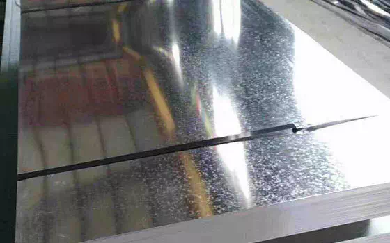 How to improve the service life of galvanized pattern plate?
