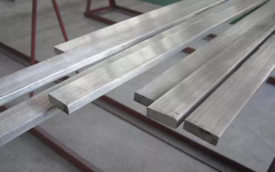 What are the uses of these classified stainless steel flat steel？